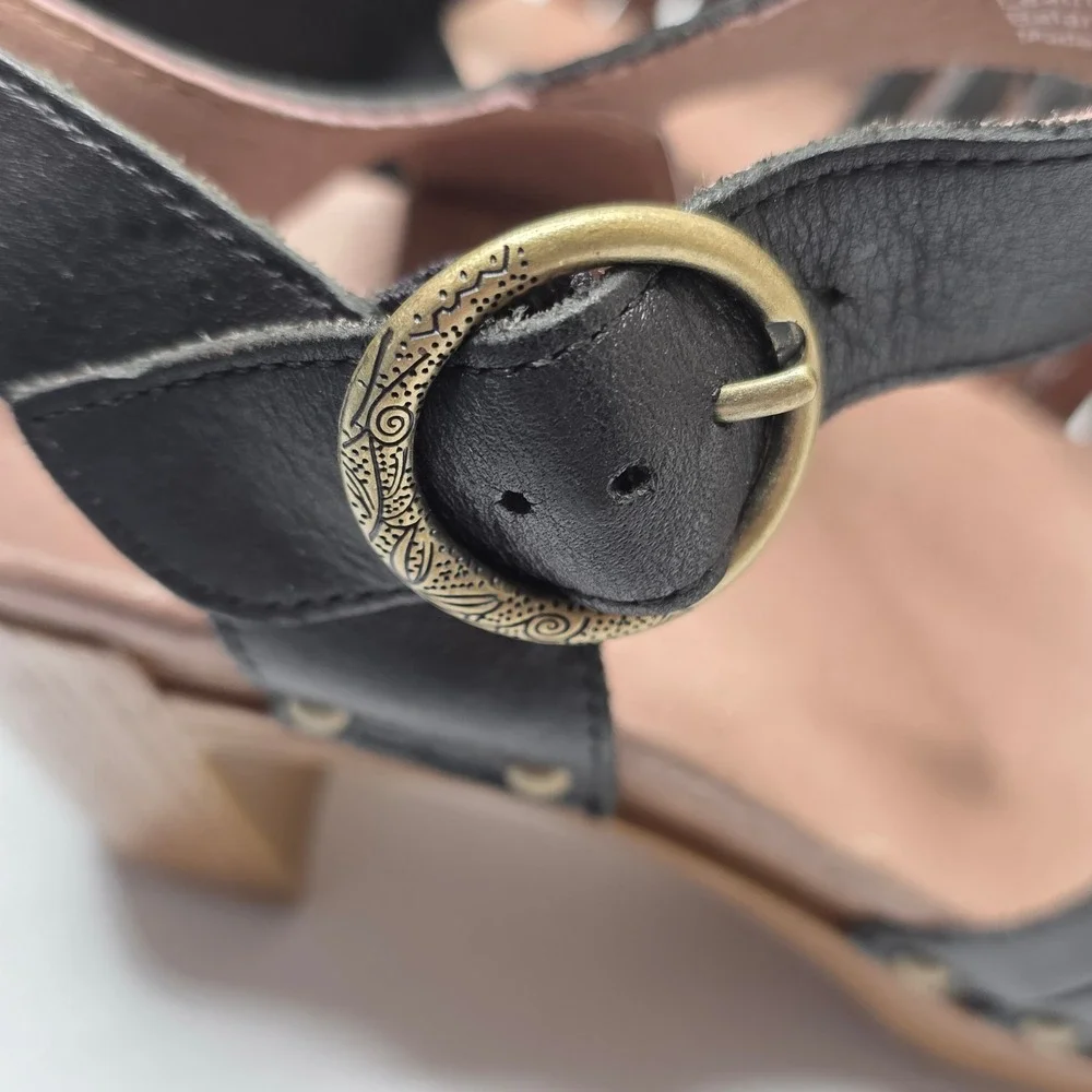 Dansko Tiffani Sandals Chunky Heels Womens 36 (5.5/6) Black Leather Retro Festiv